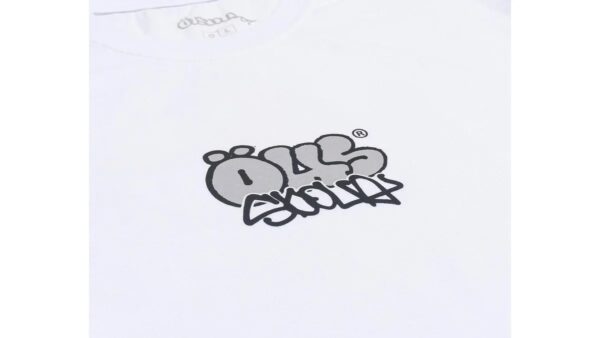 Camiseta Öus Skolas Branca